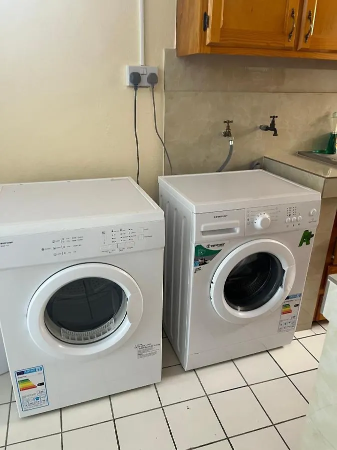 Tete Comforts Roseau Apartment